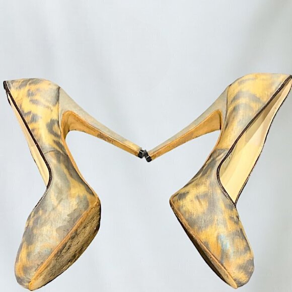 Brian Atwood Animal Print Fabric Almond Toe Platform Heels Size 39/9 - Picture 8 of 13
